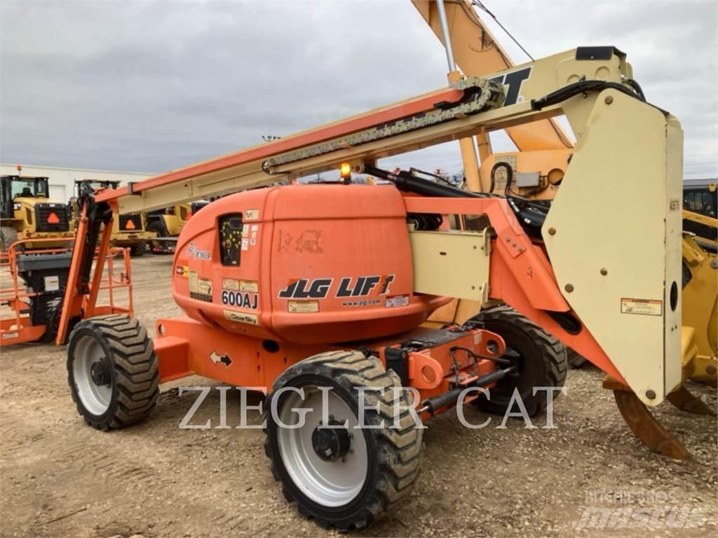 JLG 600AJ Kĺbové plošiny