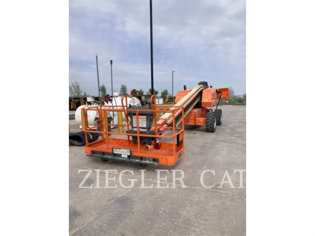 JLG 600S Kĺbové plošiny