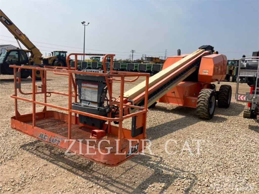 JLG 600S Kĺbové plošiny