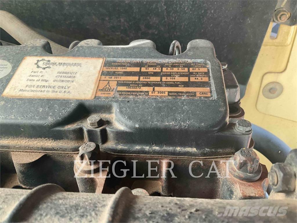 JLG 600S Kĺbové plošiny