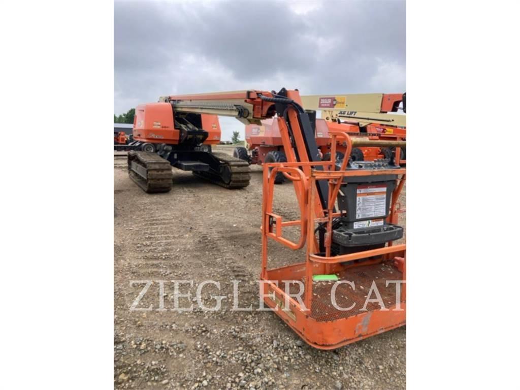 JLG 600SJC Kĺbové plošiny