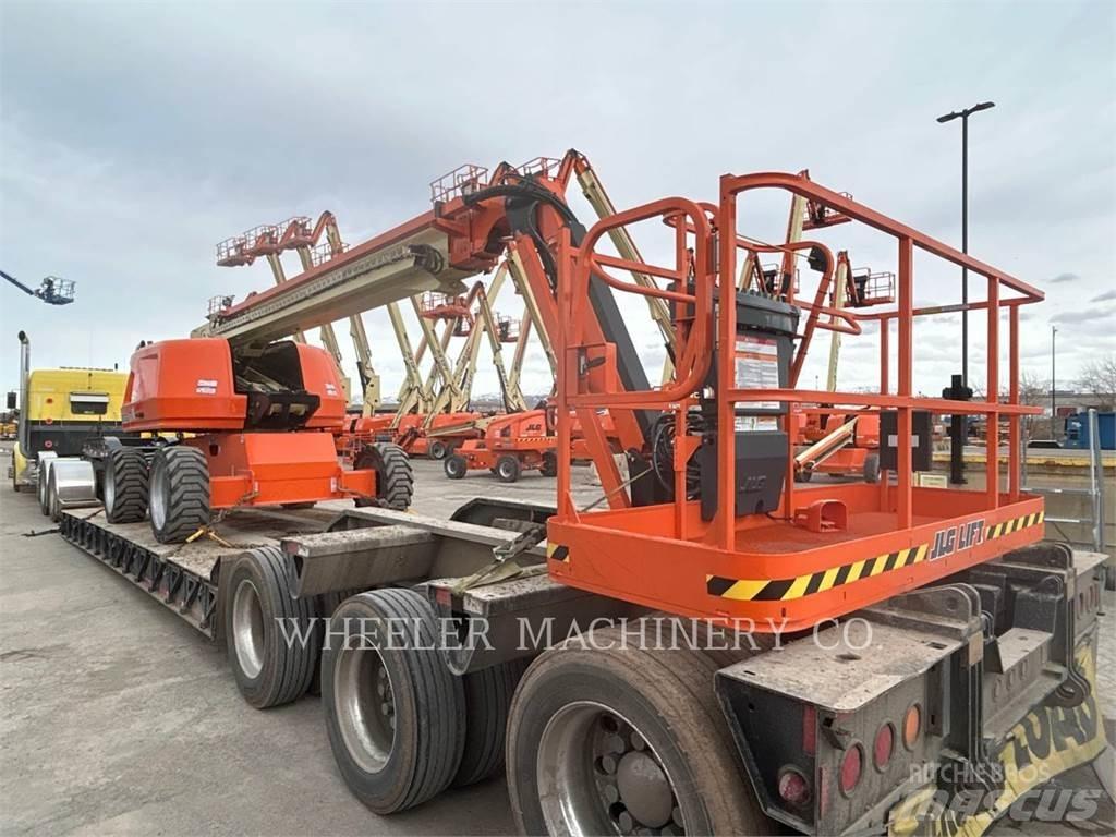 JLG 660SJ Kĺbové plošiny