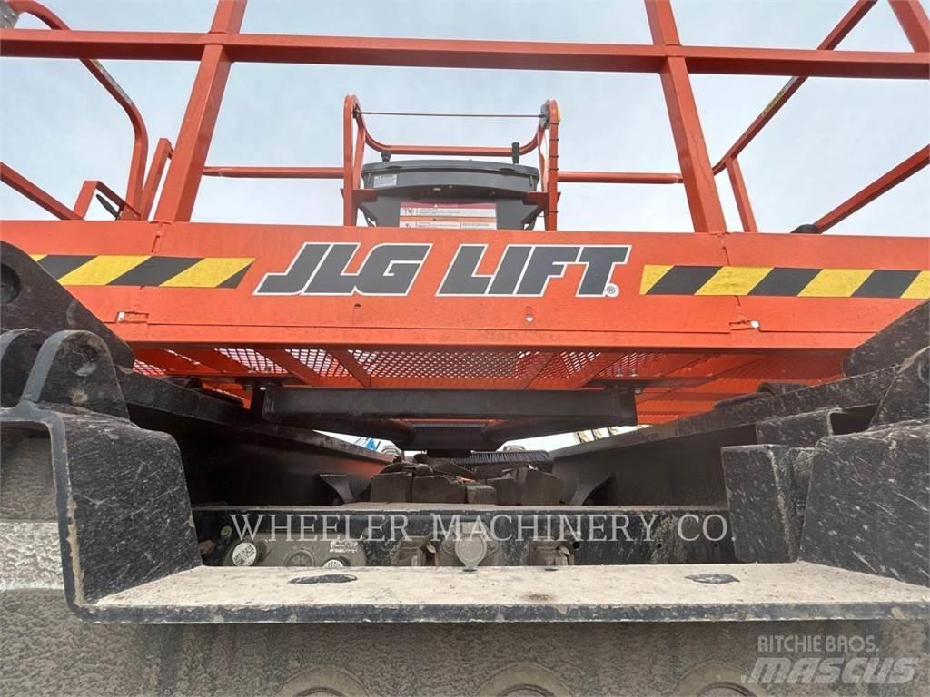 JLG 660SJ Kĺbové plošiny