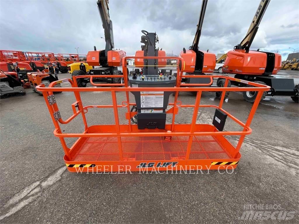 JLG 660SJ Kĺbové plošiny