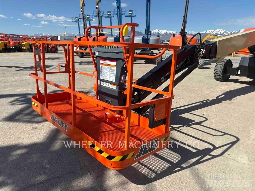 JLG 660SJ Kĺbové plošiny
