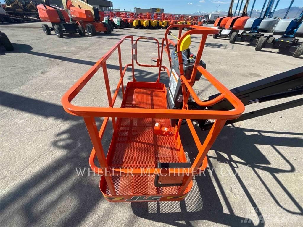 JLG 660SJ Kĺbové plošiny