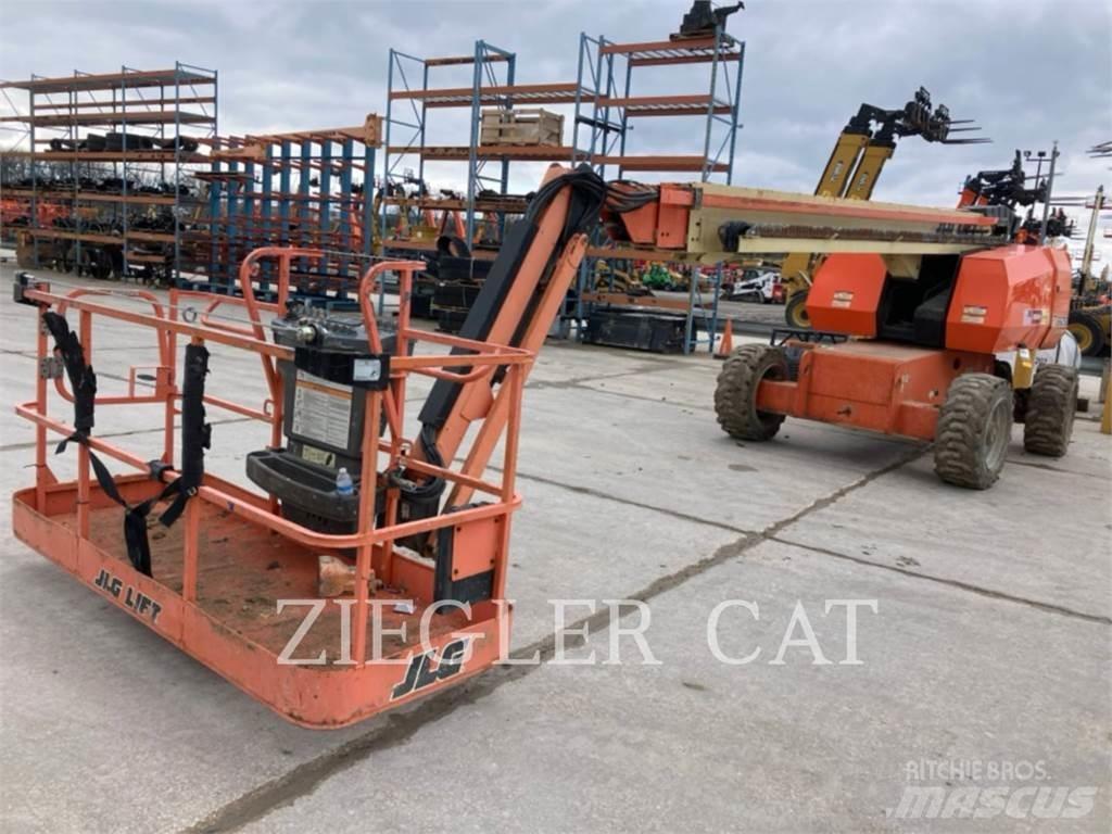 JLG 660SJ Kĺbové plošiny