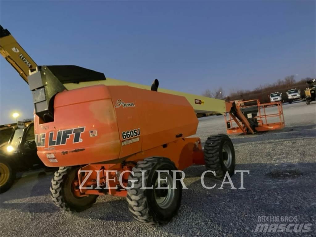 JLG 660SJ Kĺbové plošiny