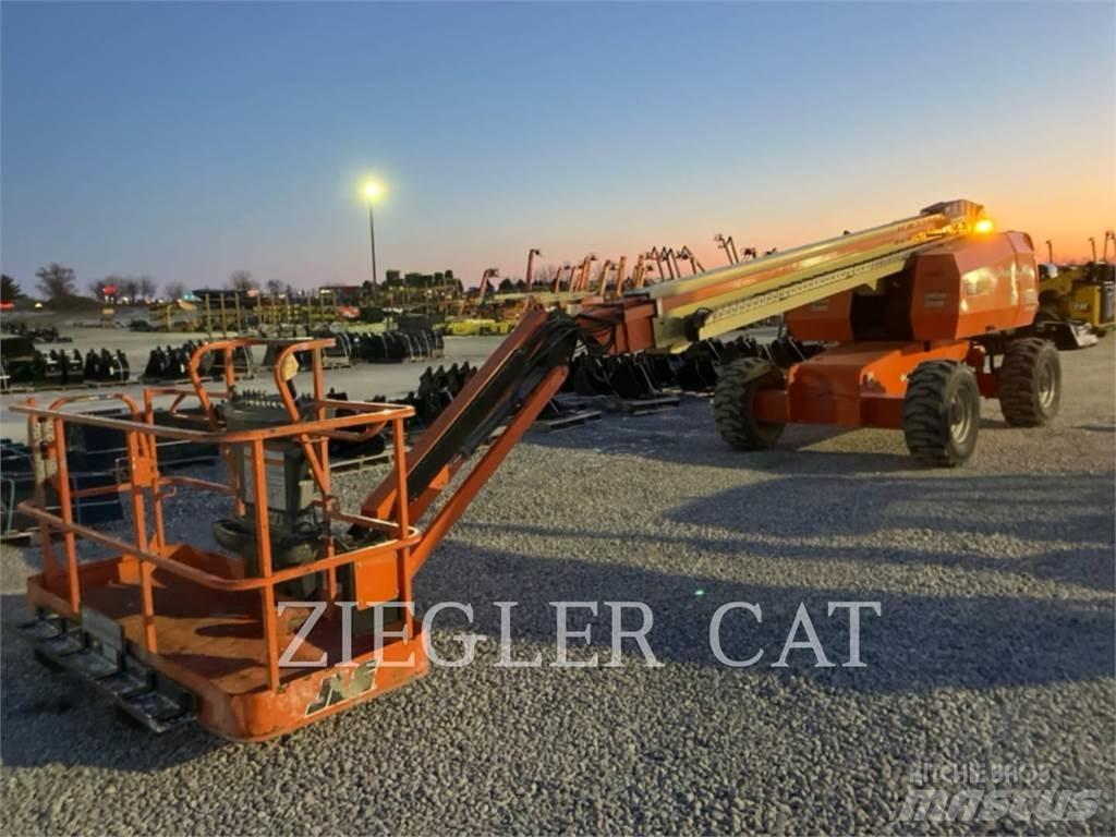 JLG 660SJ Kĺbové plošiny