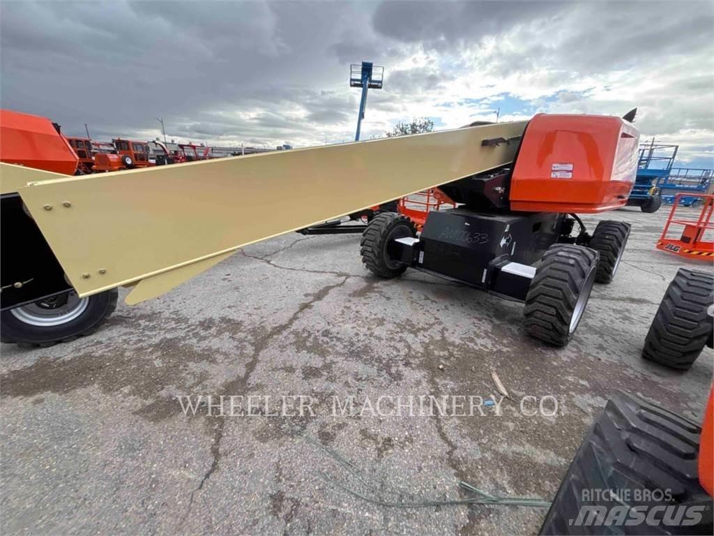 JLG 660SJ Kĺbové plošiny