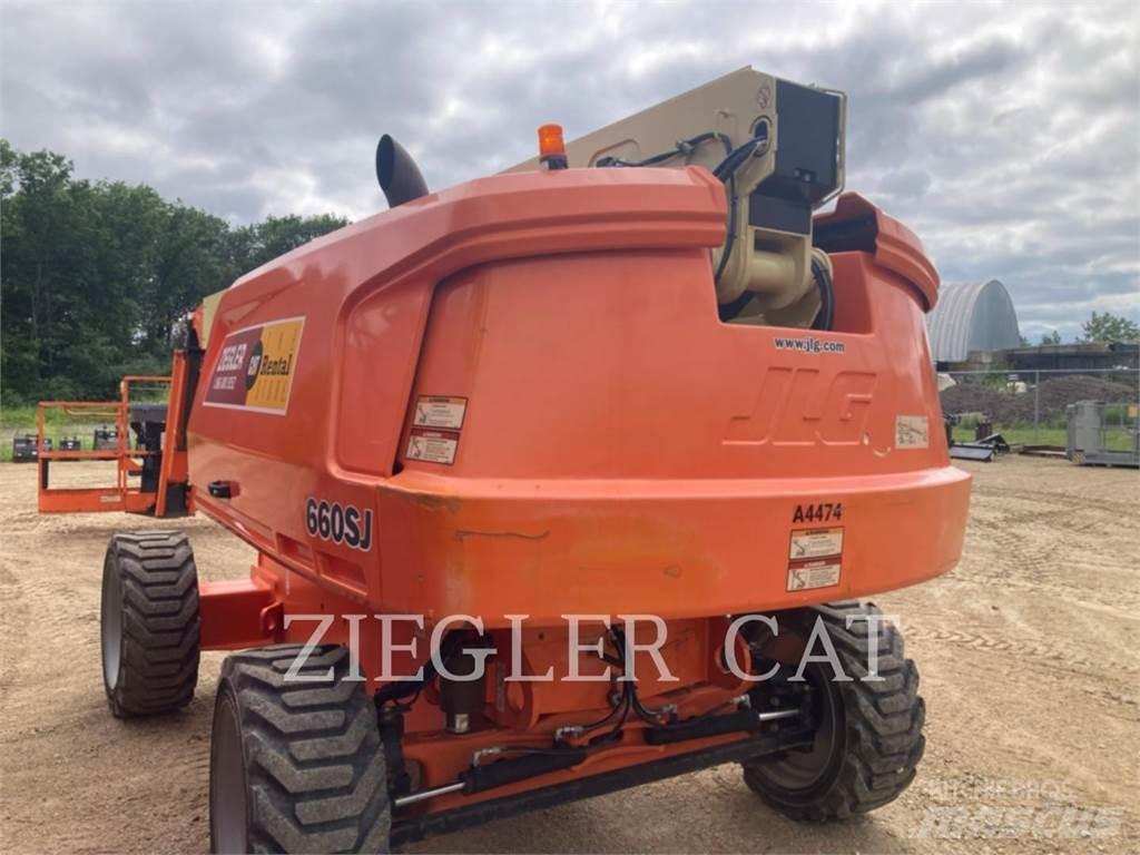 JLG 660SJ Kĺbové plošiny