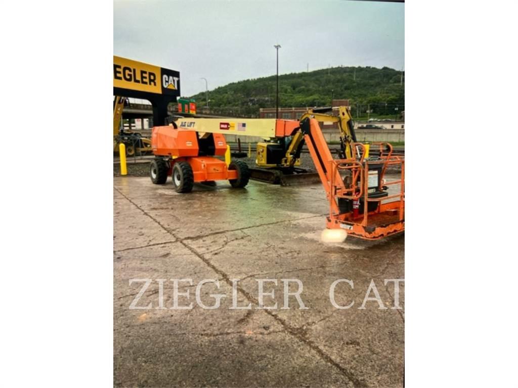 JLG 660SJ Kĺbové plošiny