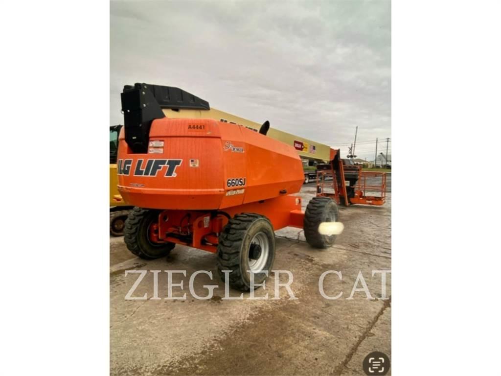 JLG 660SJ Kĺbové plošiny