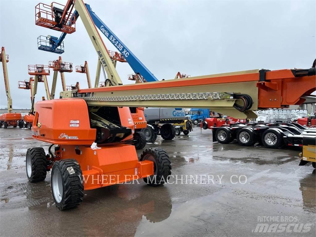 JLG 660SJ SP Kĺbové plošiny