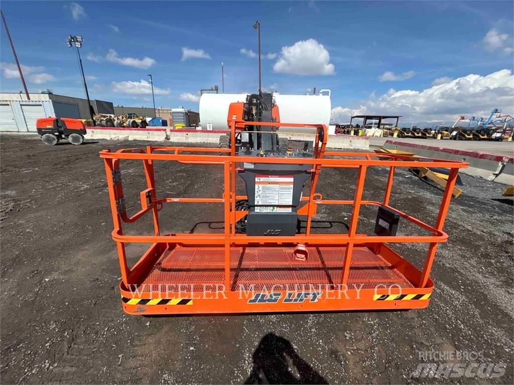 JLG 660SJ SP Kĺbové plošiny