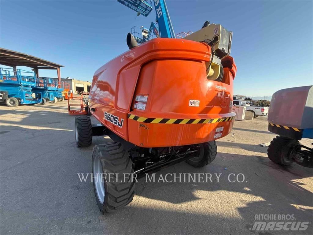 JLG 660SJ SP Kĺbové plošiny