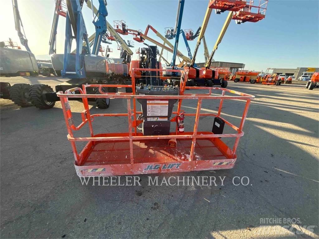 JLG 660SJ SP Kĺbové plošiny