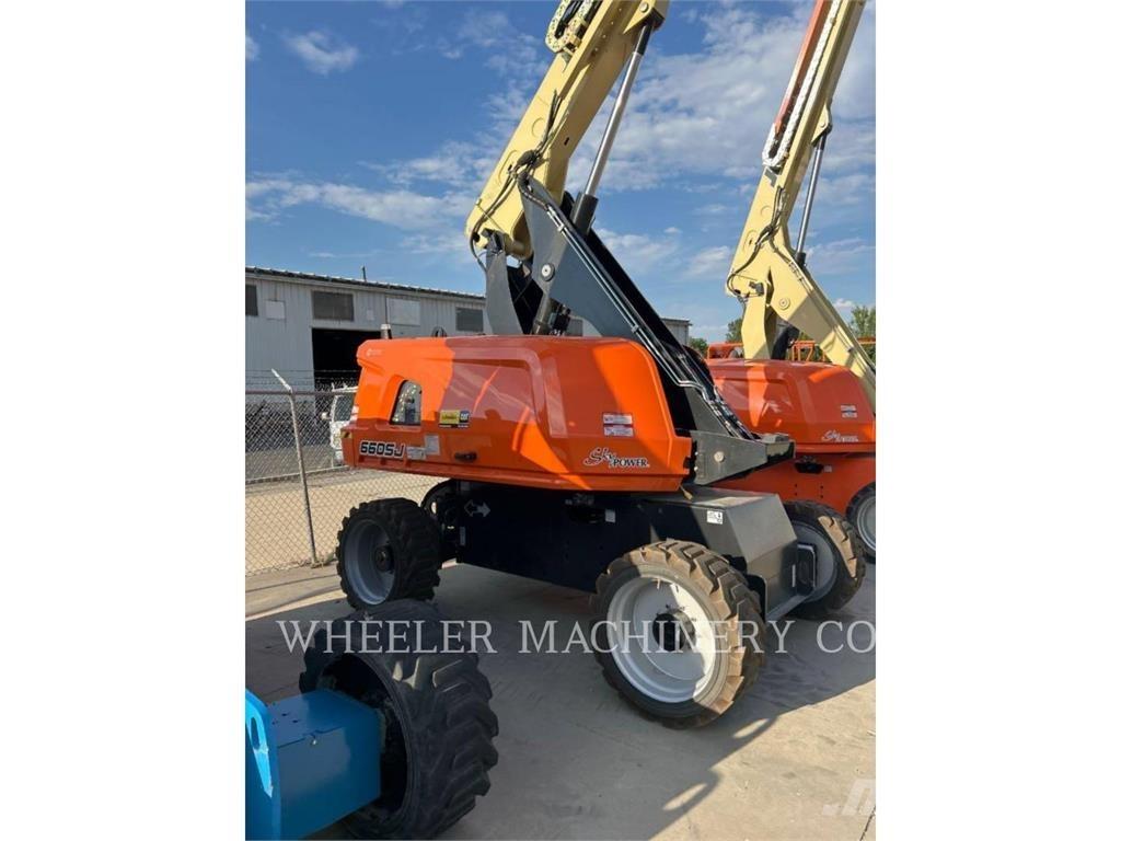 JLG 660SJ SP Kĺbové plošiny