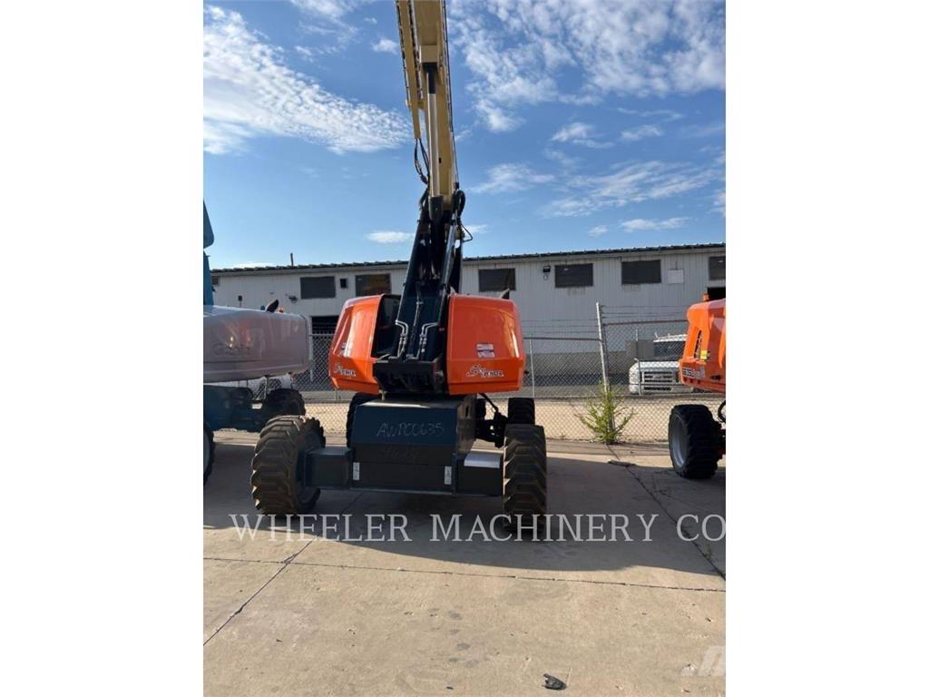 JLG 660SJ SP Kĺbové plošiny