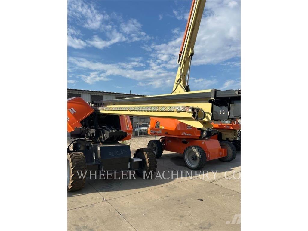 JLG 660SJ SP Kĺbové plošiny