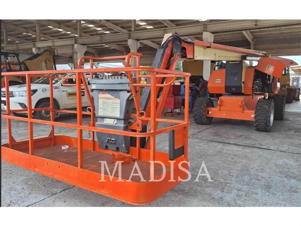 JLG 800 AJ Kĺbové plošiny