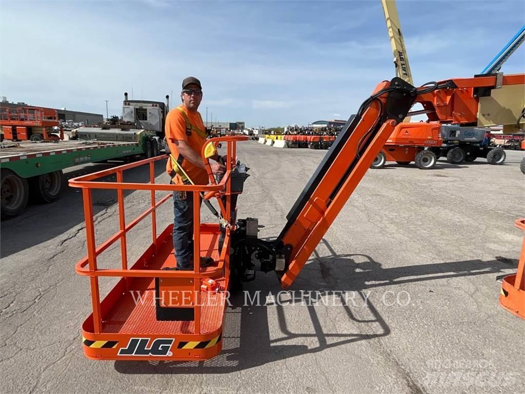 JLG 860SJ Kĺbové plošiny
