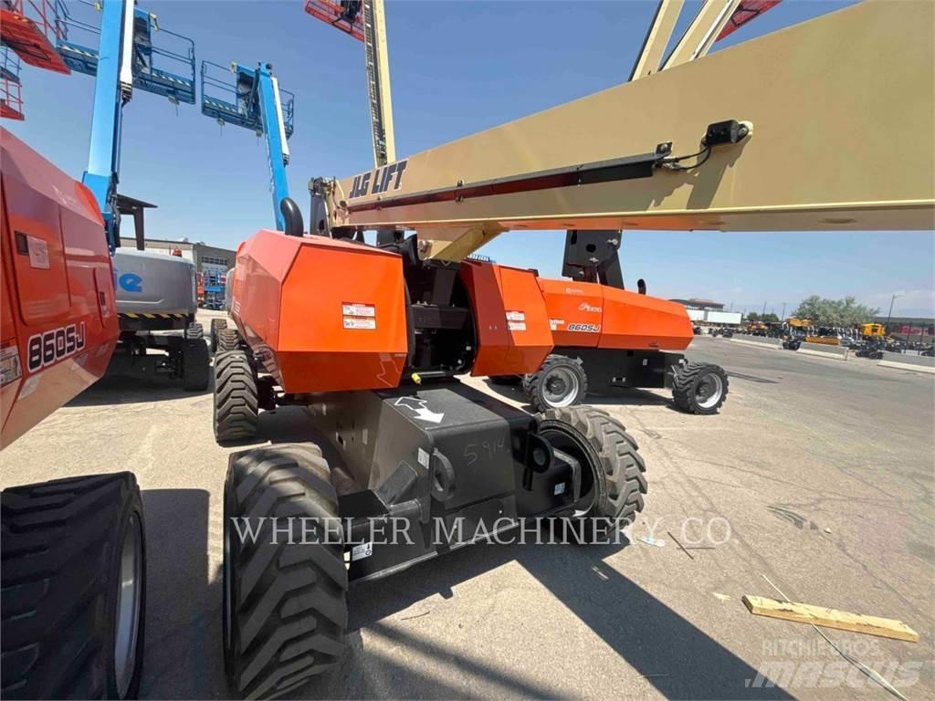 JLG 860SJ Kĺbové plošiny