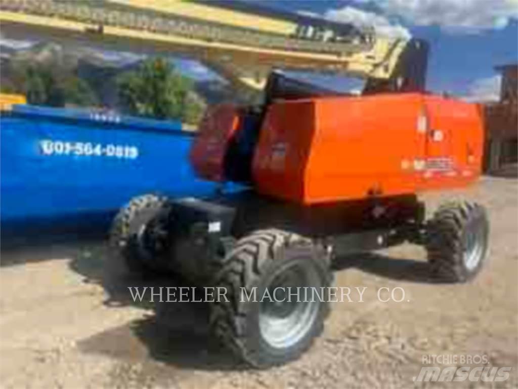 JLG 860SJ Kĺbové plošiny