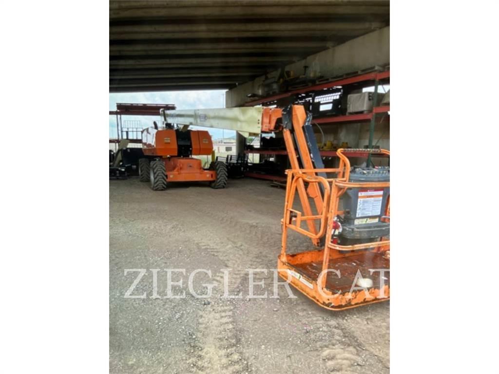 JLG 860SJ Kĺbové plošiny