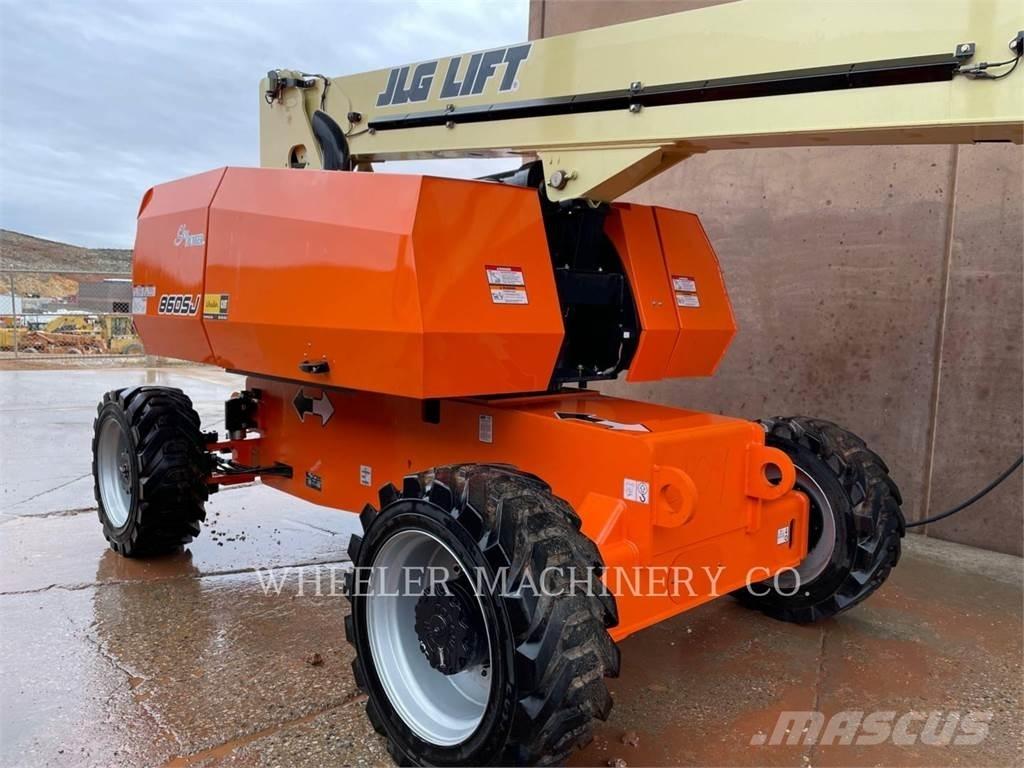 JLG 860SJ SP Kĺbové plošiny