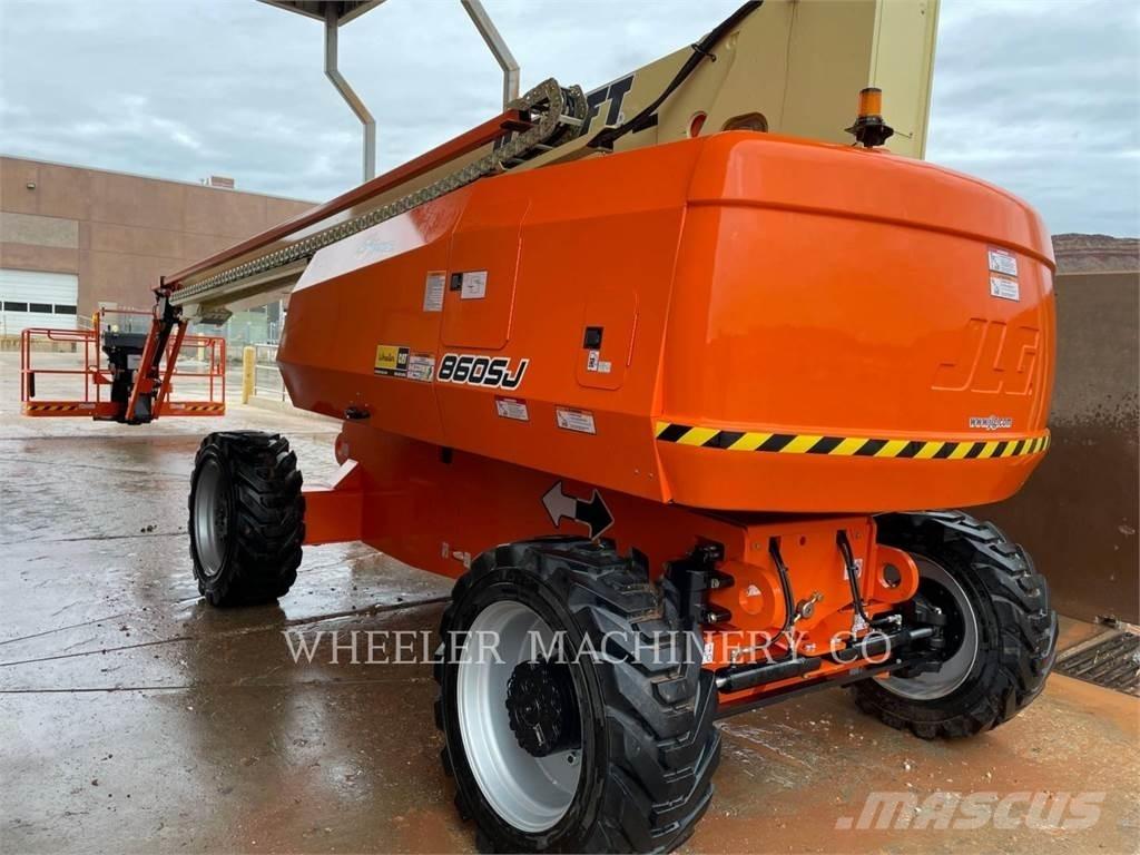JLG 860SJ SP Kĺbové plošiny