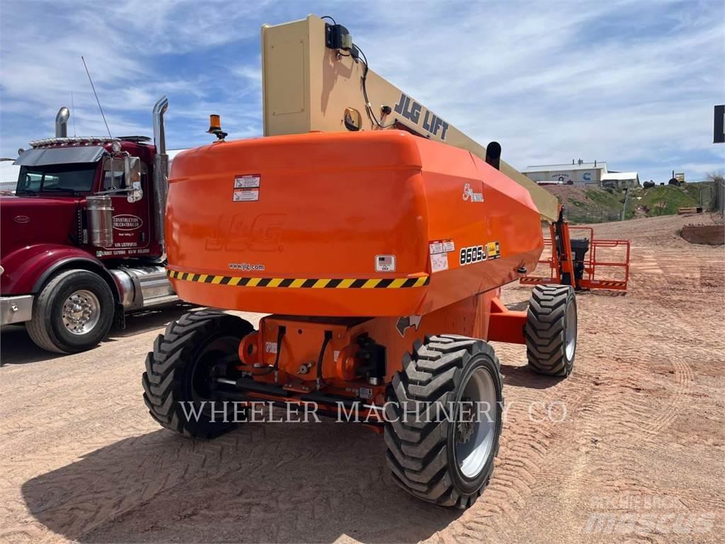 JLG 860SJ SP Kĺbové plošiny