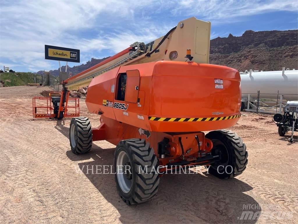 JLG 860SJ SP Kĺbové plošiny