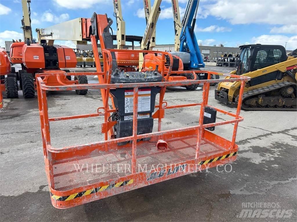 JLG 860SJ SP Kĺbové plošiny