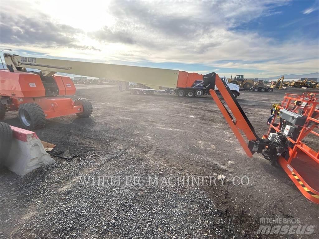 JLG 860SJ SP Kĺbové plošiny