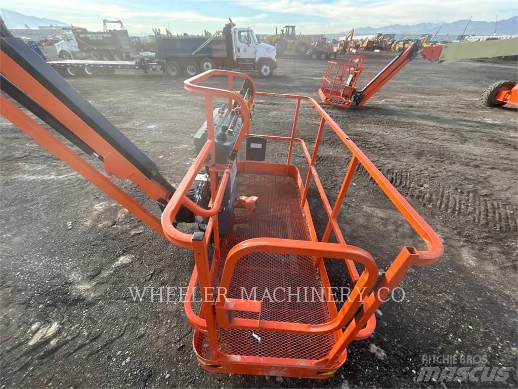 JLG 860SJ SP Kĺbové plošiny