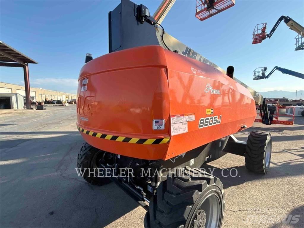 JLG 860SJ SP Kĺbové plošiny