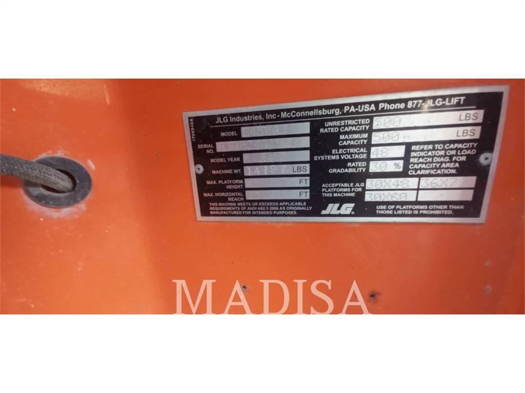 JLG E450AJ Kĺbové plošiny