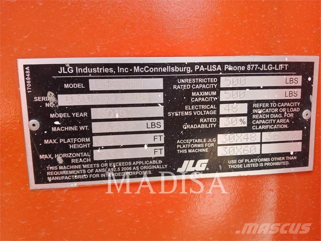 JLG E450AJ Kĺbové plošiny