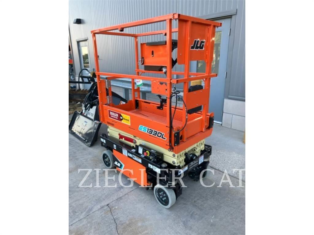 JLG ES1330L Nožnicové zdvíhacie plošiny