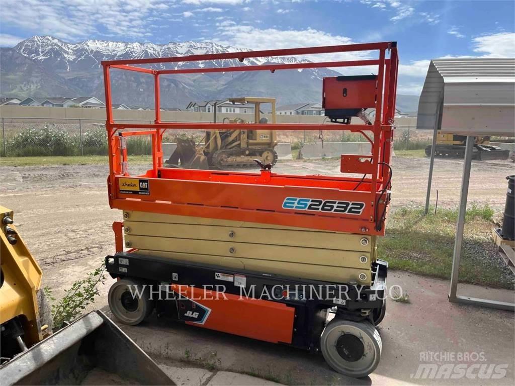 JLG ES2632 Nožnicové zdvíhacie plošiny