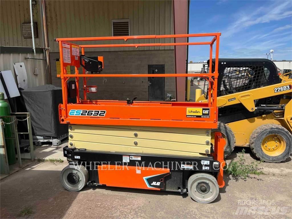 JLG ES2632 Nožnicové zdvíhacie plošiny