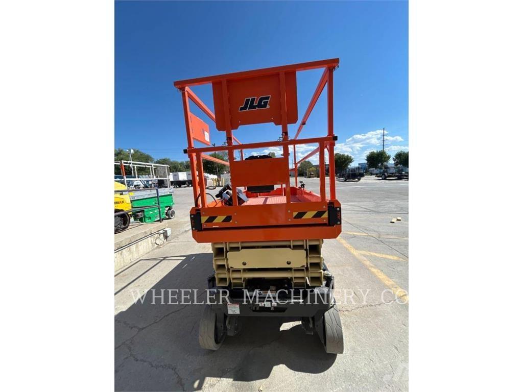 JLG ES2646 Nožnicové zdvíhacie plošiny