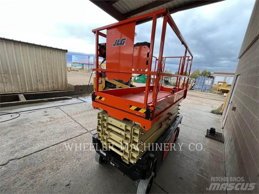 JLG R4045 Nožnicové zdvíhacie plošiny
