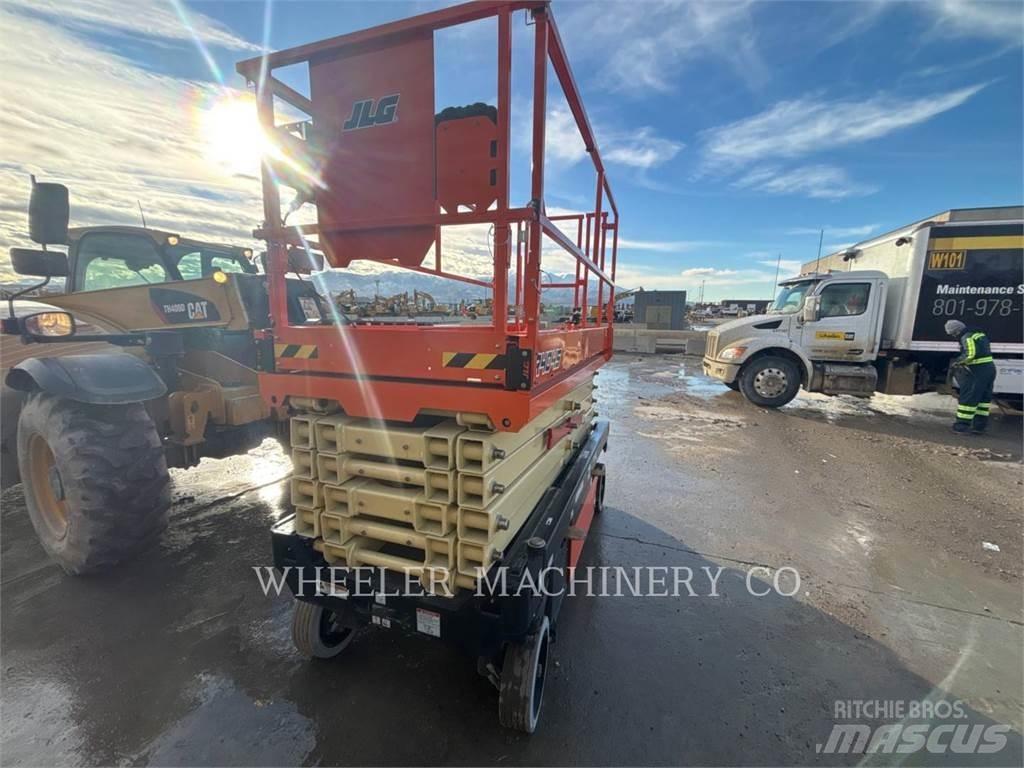 JLG R4045 Nožnicové zdvíhacie plošiny