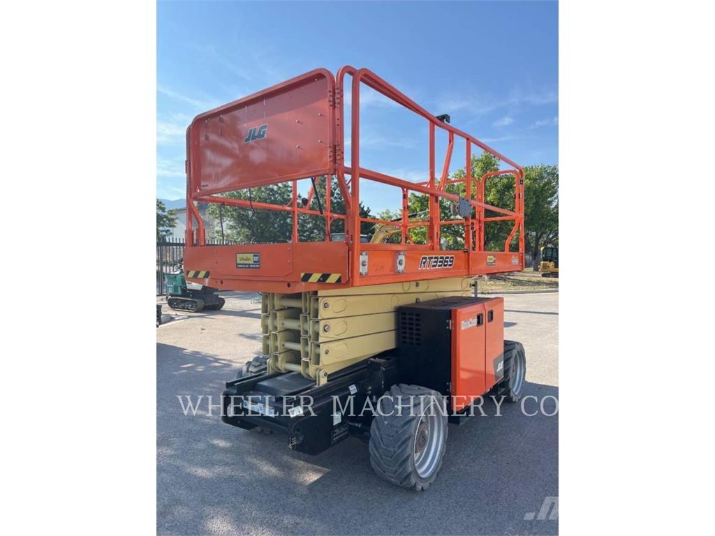JLG RT3369 Nožnicové zdvíhacie plošiny