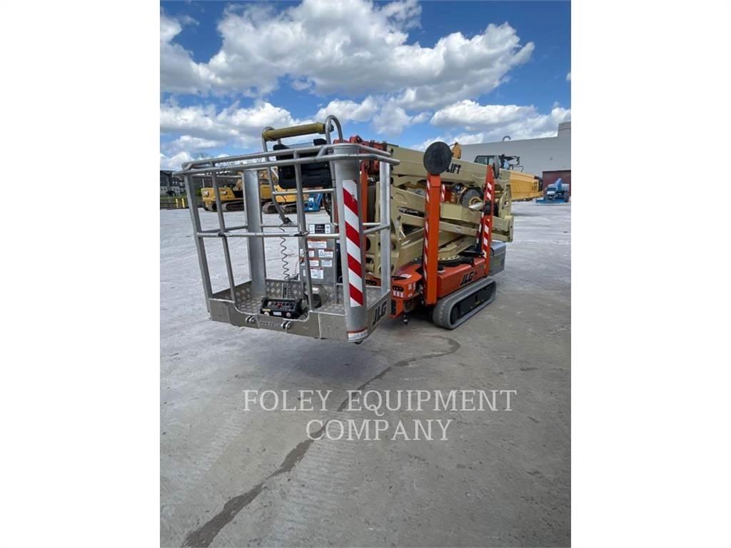 JLG X600AJ Kĺbové plošiny