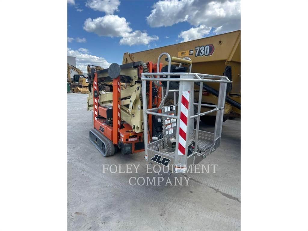 JLG X600AJ Kĺbové plošiny