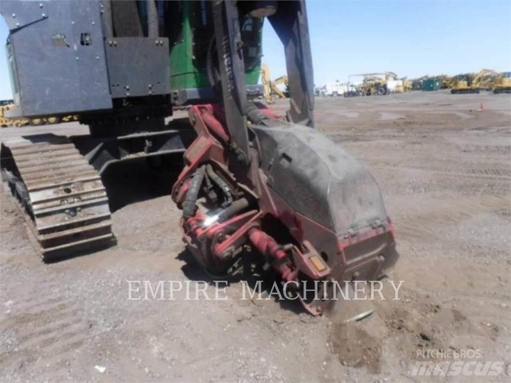John Deere 2154G Pásové rýpadlá