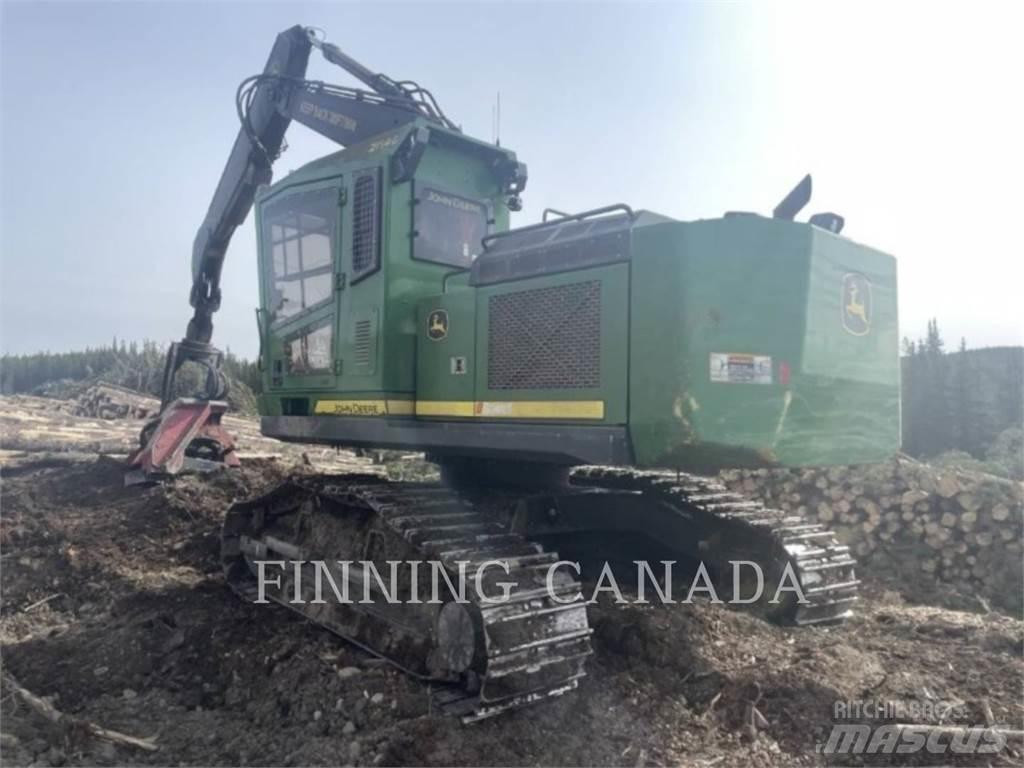 John Deere 2154G Žeriavy/Nakladače